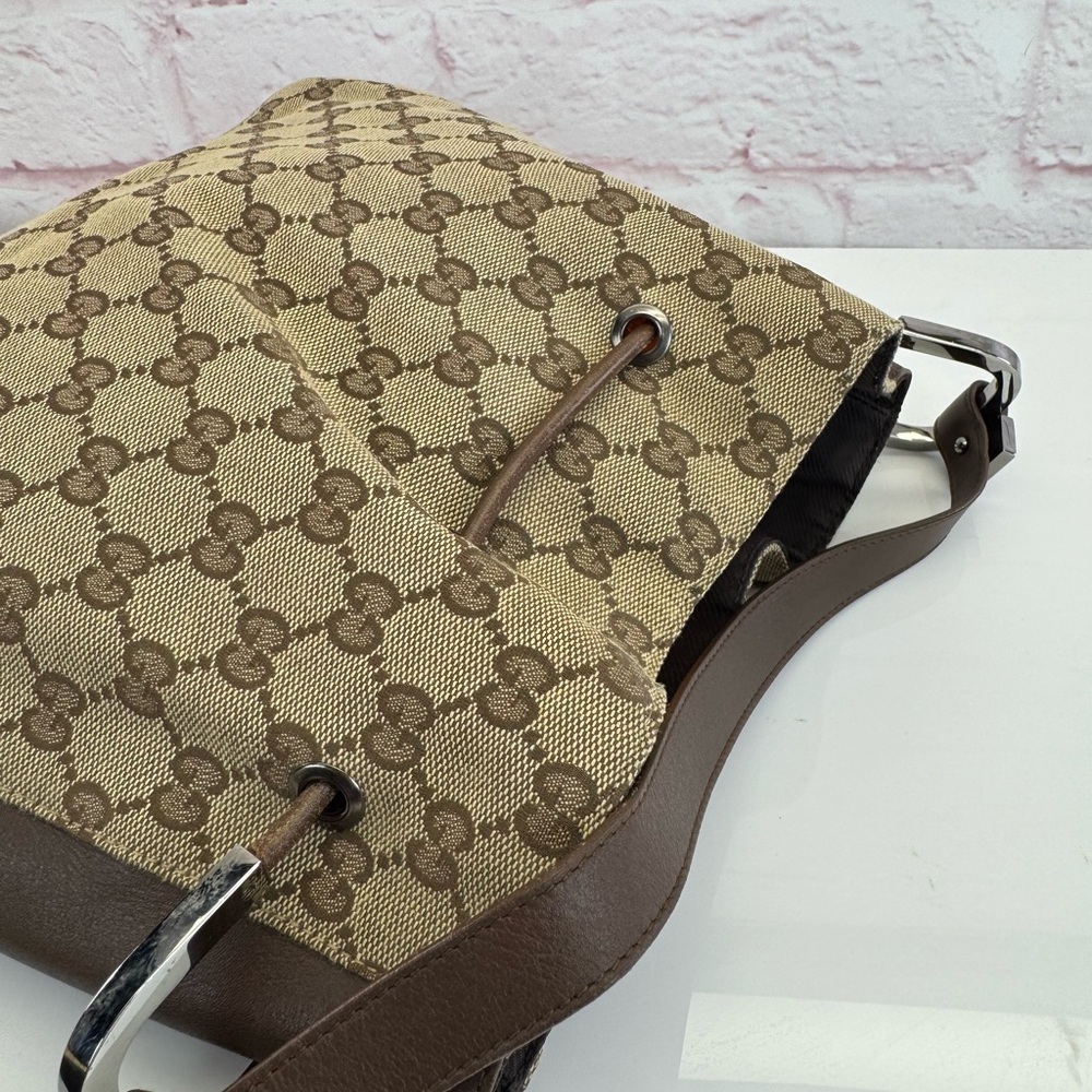 Gucci Vintage Classic GG Monogram Drawstring Shoulder Bag - Picture 9 of 16